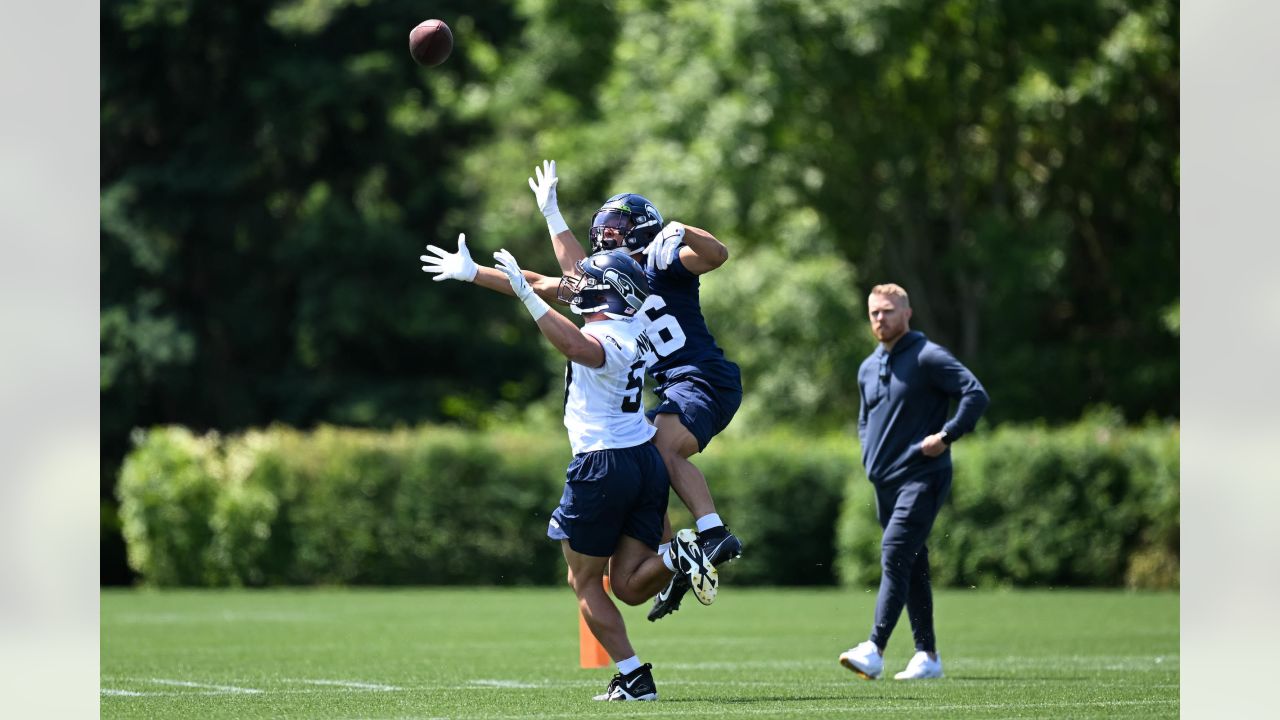 Seahawks rookie cornerback Tariq Woolen dealing with sore hamstring