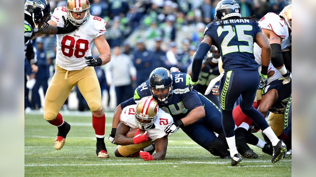 San Francisco 49ers vs. Seattle Seahawks. NFL Game. American Football  League match. Silhouette of professional player celebrate touch down.  Screen in Stock Photo - Alamy