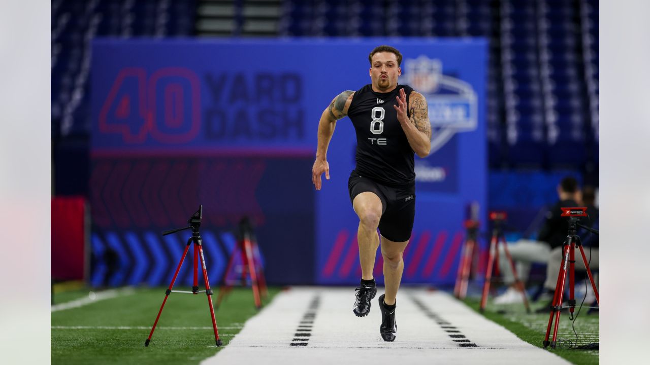 Gallery  Behind the Scenes Photos at the 2022 NFL Combine