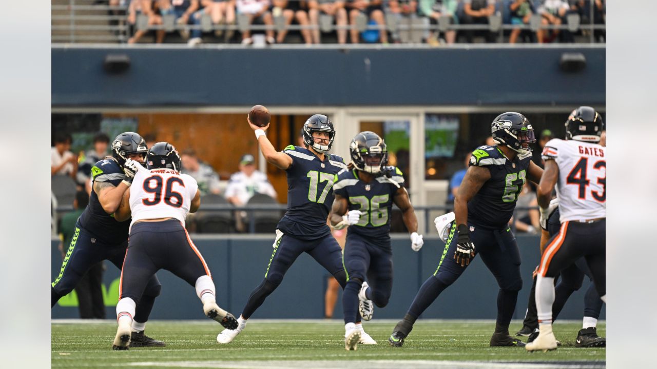 SUPER GALLERY: See Huge Seahawks VS Bears Pre-Season Gallery