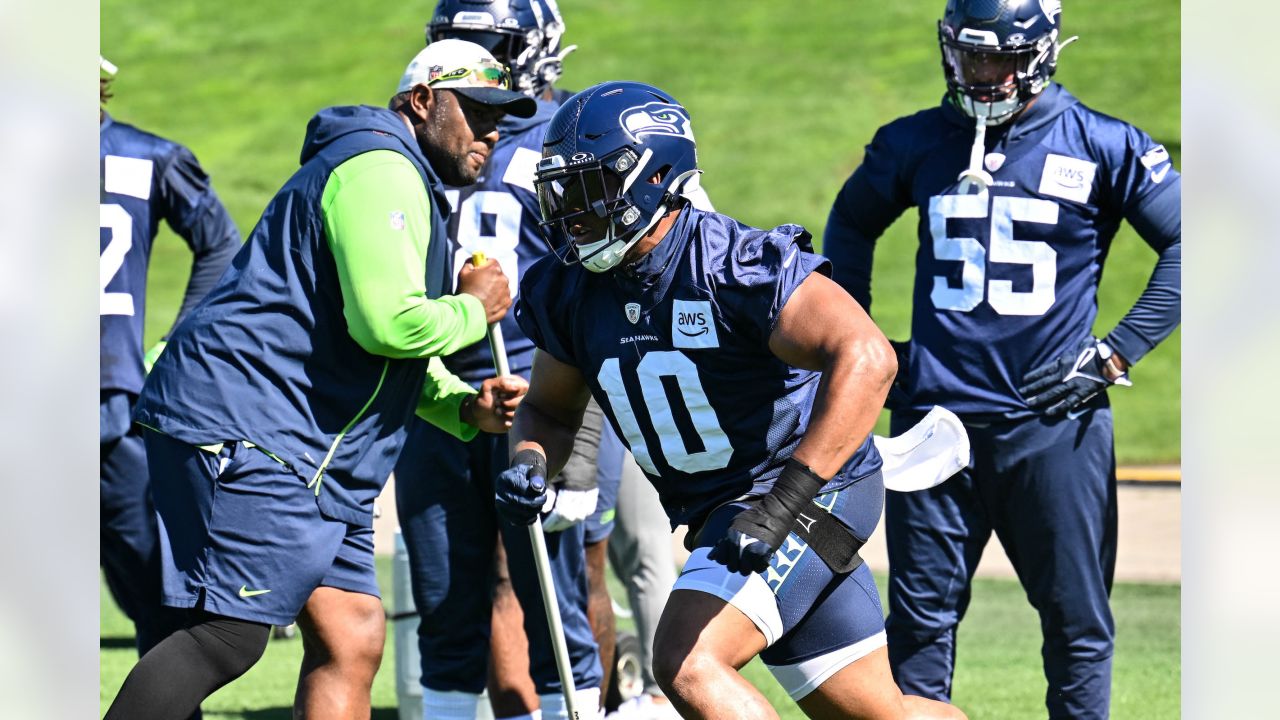 Bobby Wagner is back where he belongs. The Seahawks couldn't be happier  about it - The Athletic