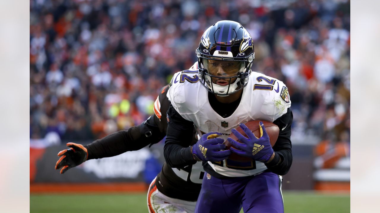 Fantasy Football: 15 best waiver wire targets for NFL Week 15