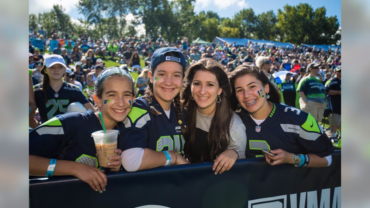 Seahawks and Safeway Announce Partnership Extension