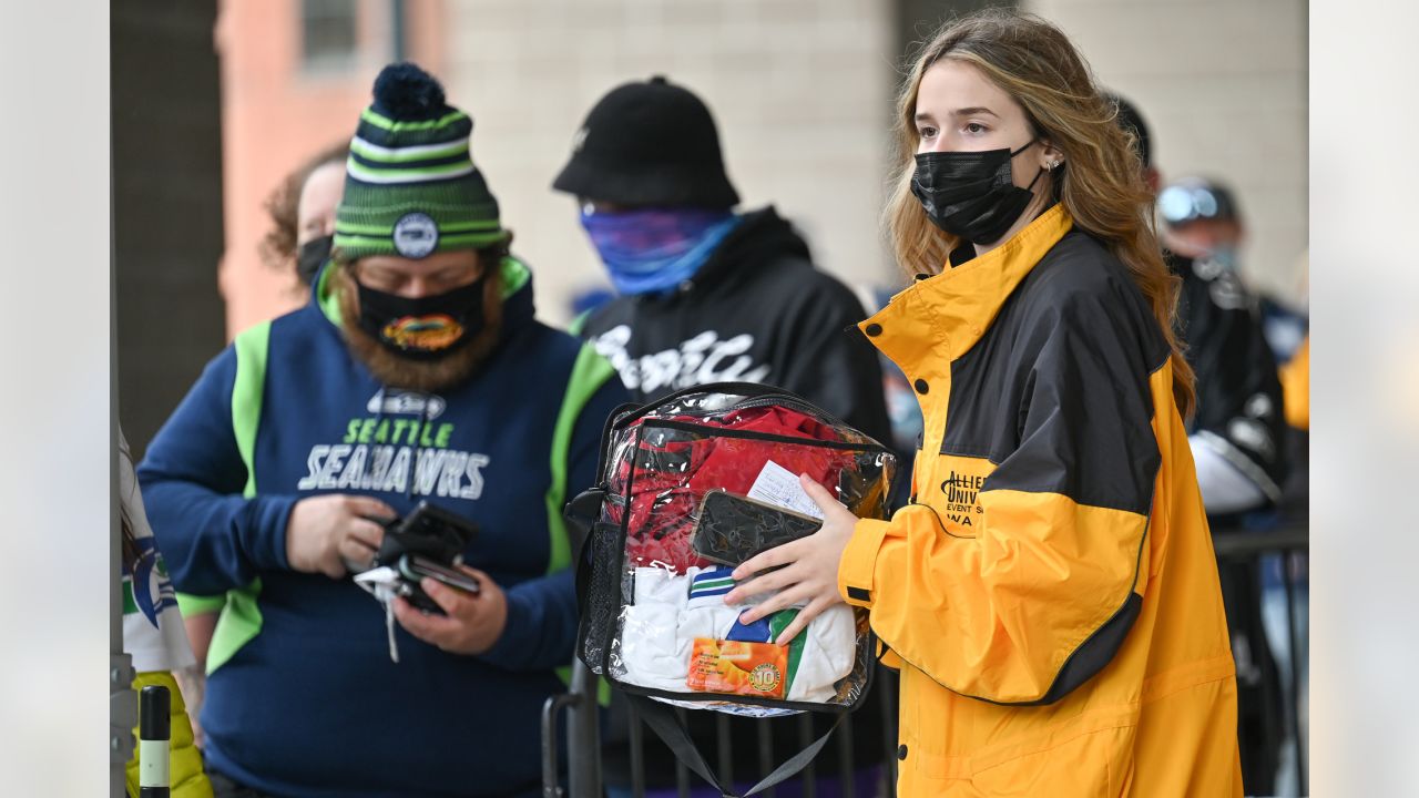 Titans Watch Party Vs Seattle Seahawks, Willie B's Kitchen & Lounge,  Nashville, December 24 2023