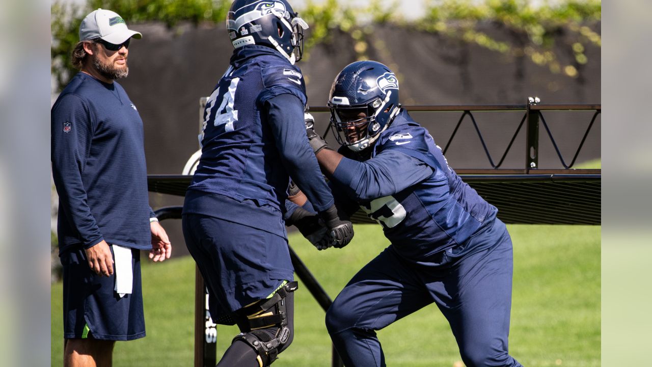 Thursday Practice Report: Chris Carson Returns For Seahawks