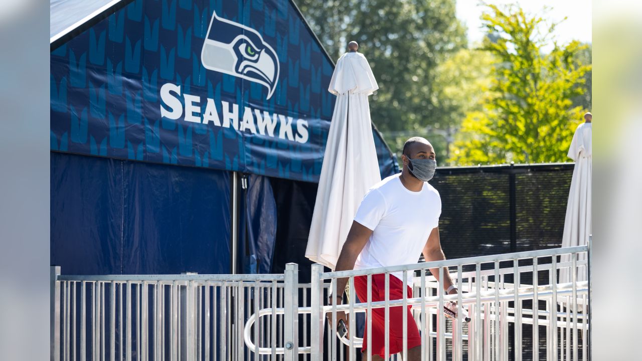 Oberto signs Seahawks' Bobby Wagner as part of multimillion-dollar ad  campaign - Puget Sound Business Journal