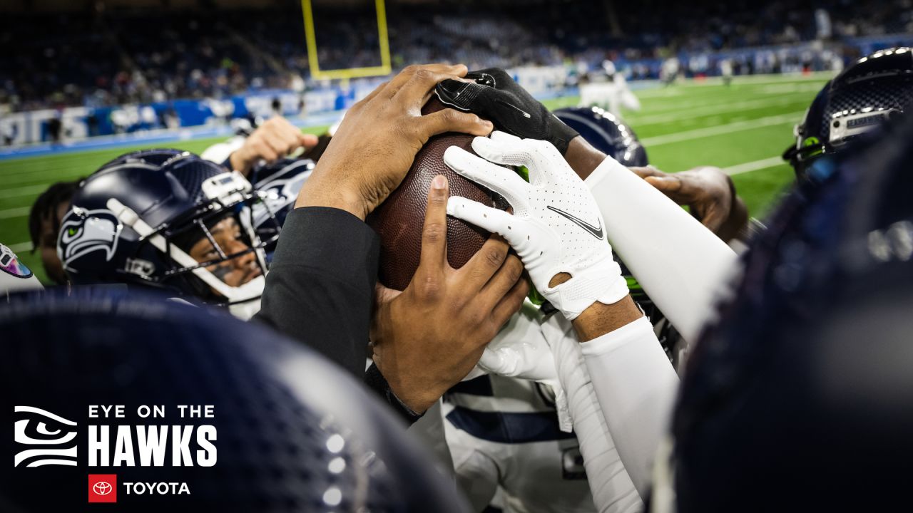 Seattle Seahawks cornerback Tariq Woolen (27) takes his stance during an  NFL football game against the Los Angeles Rams, Sunday, Dec. 4, 2022, in  Inglewood, Calif. (AP Photo/Kyusung Gong Stock Photo - Alamy