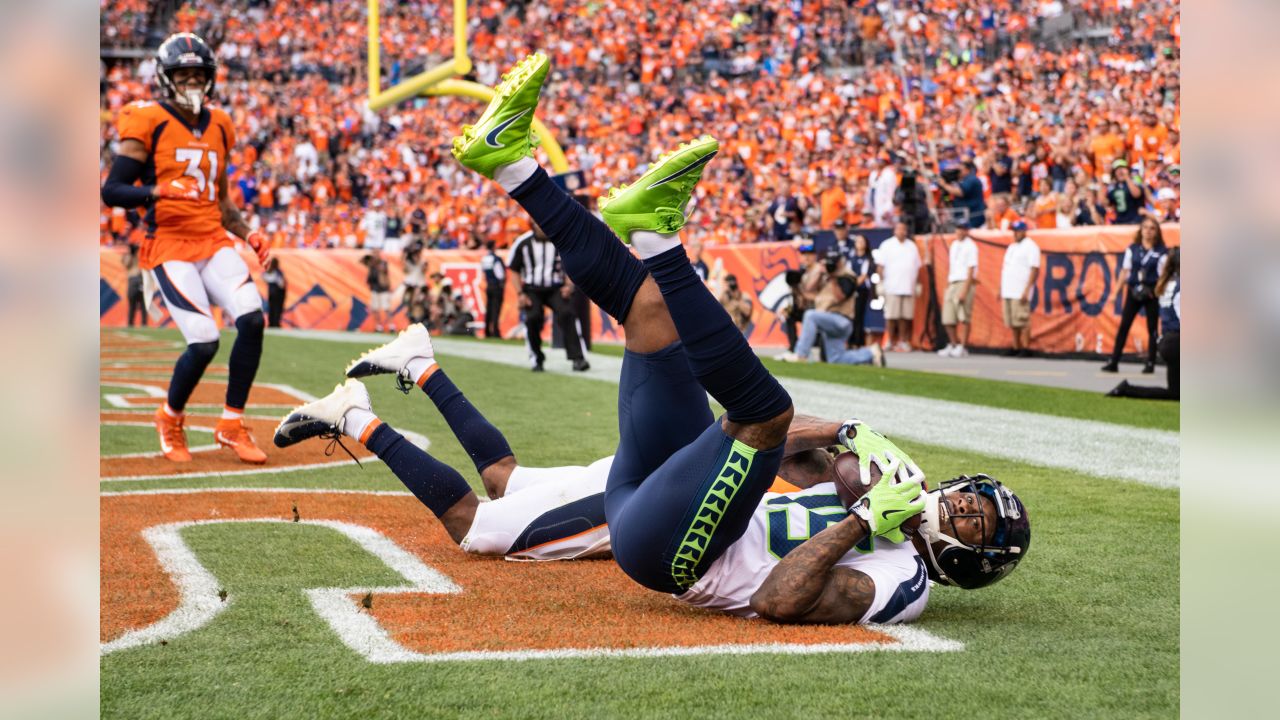 Sounders FC, Seattle Seahawks and First & Goal Inc. unveil new FieldTurf  playing surface inside CenturyLink Field