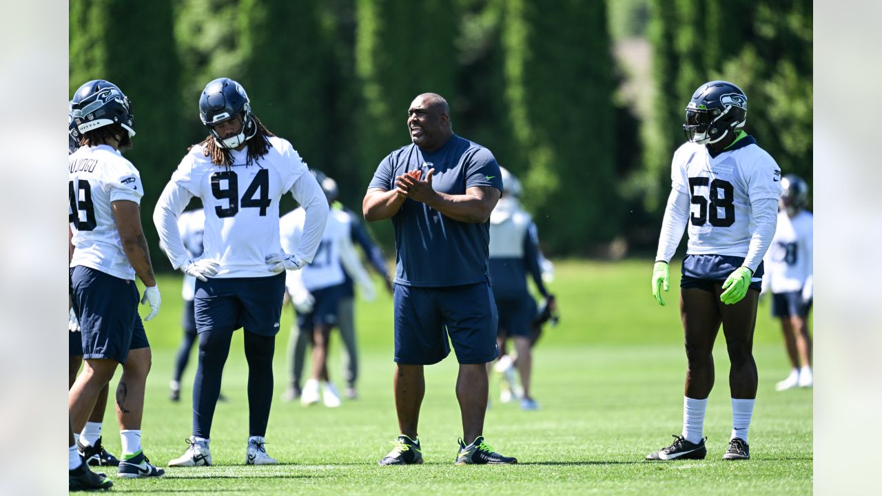 K.J. Wright: What's behind Seahawks edge Darrell Taylor's sack