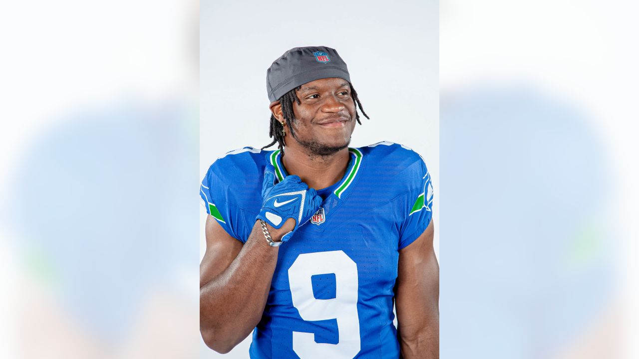 Seattle Seahawks Reveal Iconic 90s Throwback Uniforms: LOOK - Sports  Illustrated Seattle Seahawks News, Analysis and More