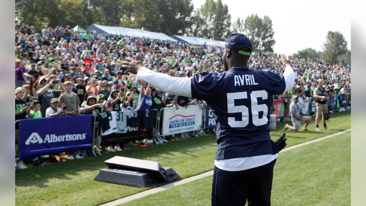 Cliff Avril released by Seattle Seahawks with failed physical designation -  ESPN