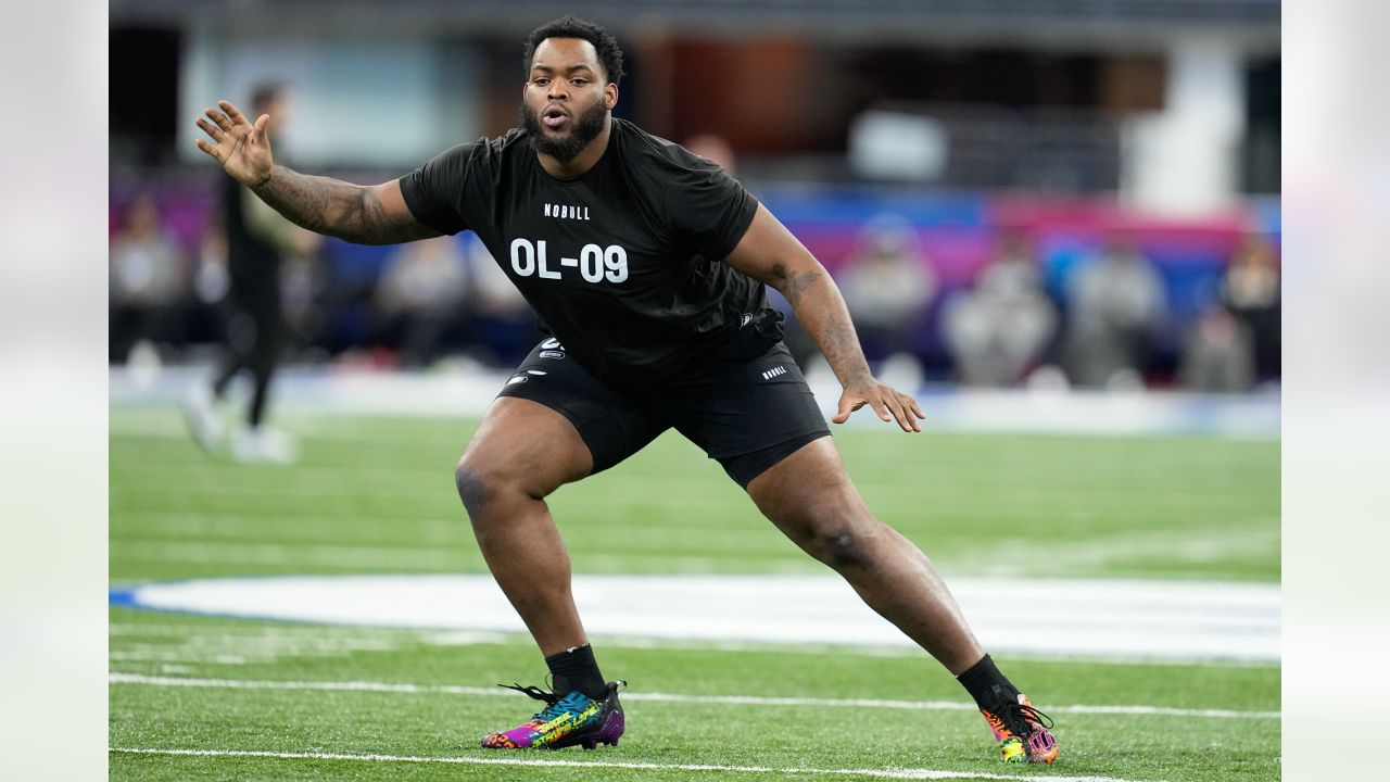 Seattle Seahawks select Anthony Bradford in fourth round of 2023 NFL Draft  - On3