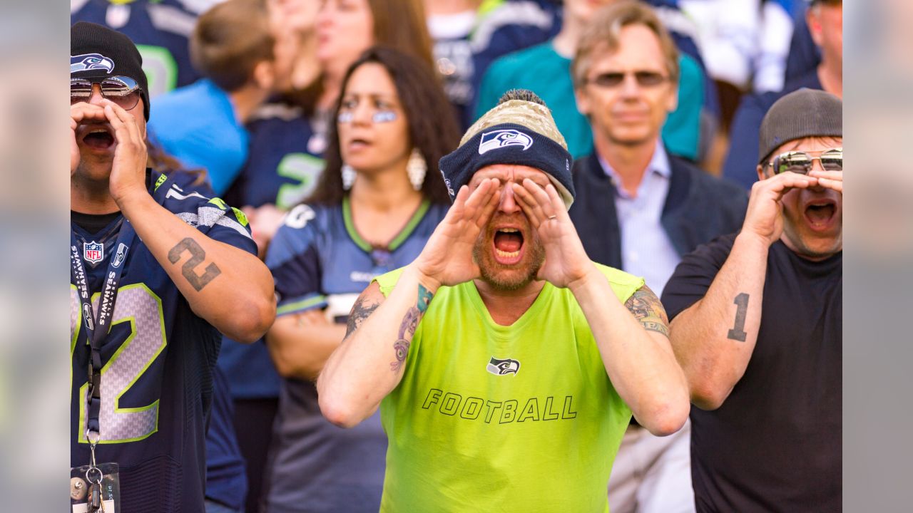 Seattle tells Seahawks fans to delay video uploads