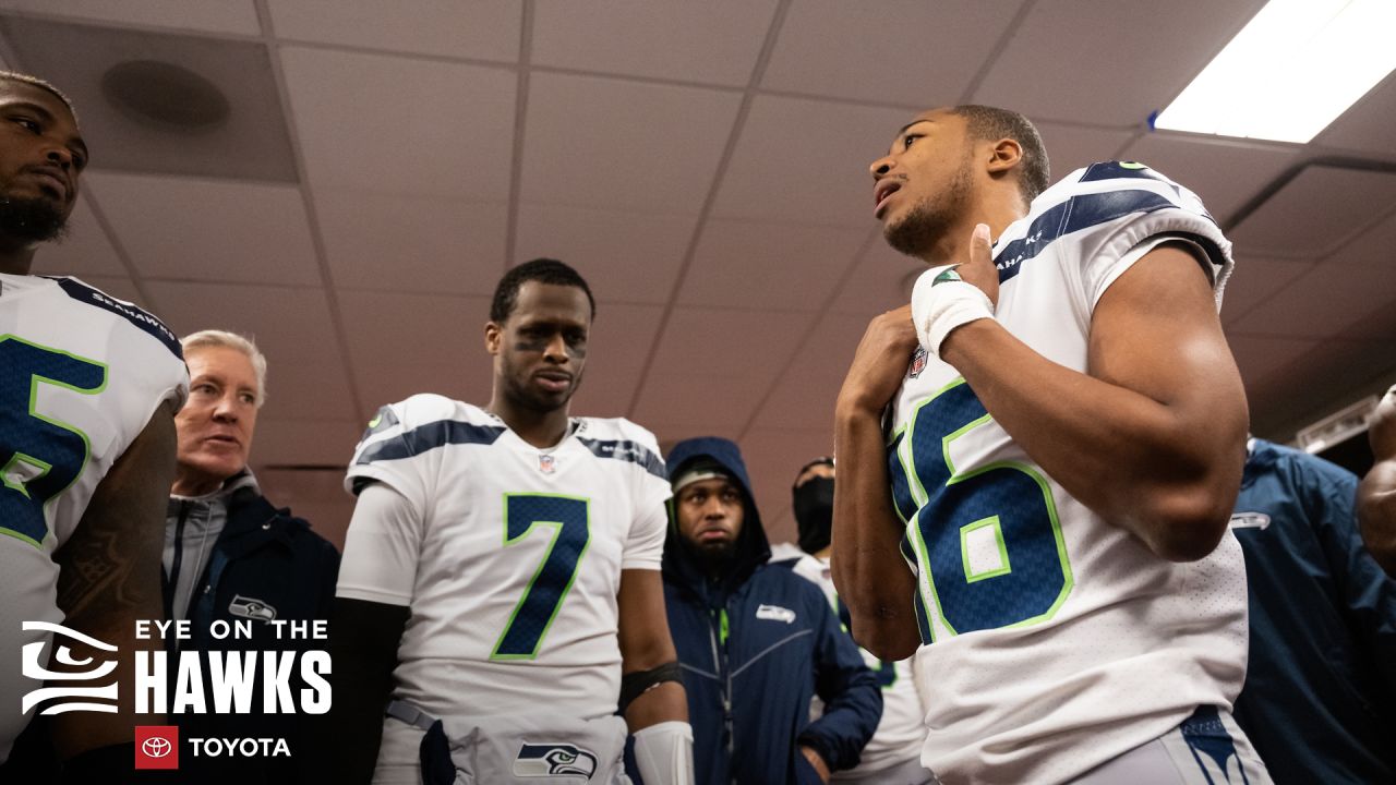 Tuesday Round-Up: Seahawks Geno Smith, Ryan Neal Earn End-Of-Year  Superlatives from Pro Football Focus