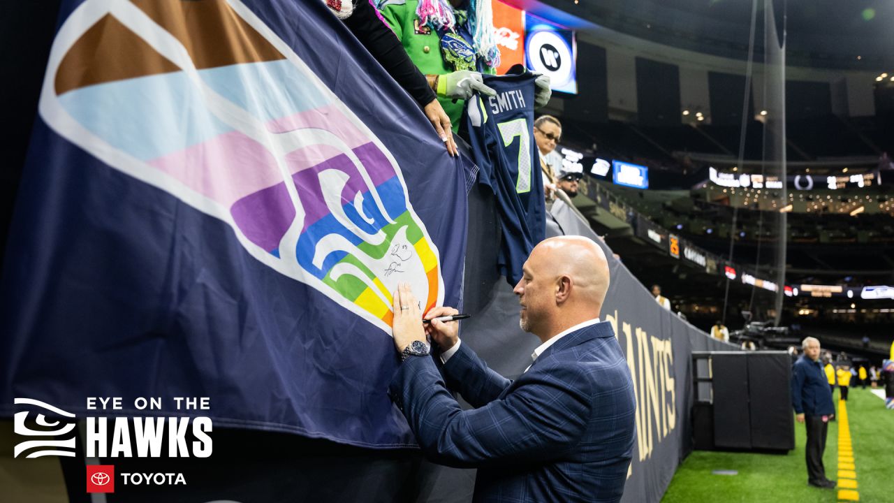 Jackets & Coats  Marshawn Lynch Superbowl On Field Seahawks