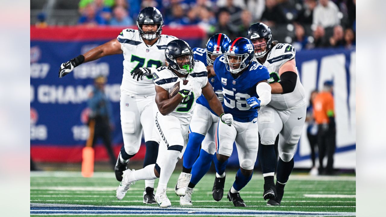 Seattle Seahawks tie team sack record in win over New York Giants