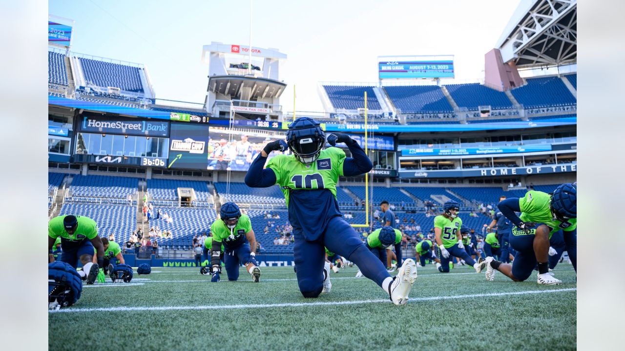 Seahawks Mock Game: Boye Mafe, Jake Bobo standout, Kenny McIntosh injured