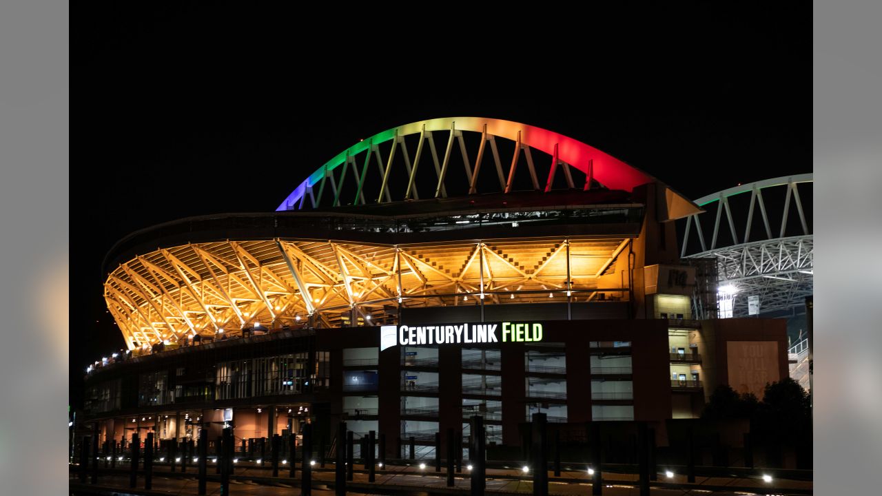 The Seattle Seahawks and CenturyLink Field shine bright from the rooftop  with connected lighting from Signify