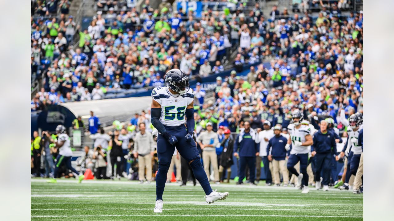 Seattle Seahawks Top Carolina Panthers After Offense Explodes in Second  Half - Sports Illustrated Seattle Seahawks News, Analysis and More