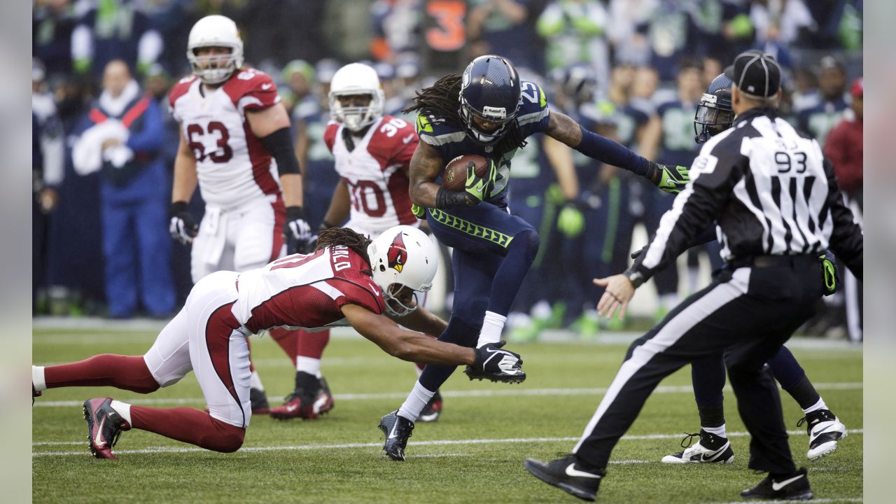 Larry Fitzgerald blocks Richard Sherman