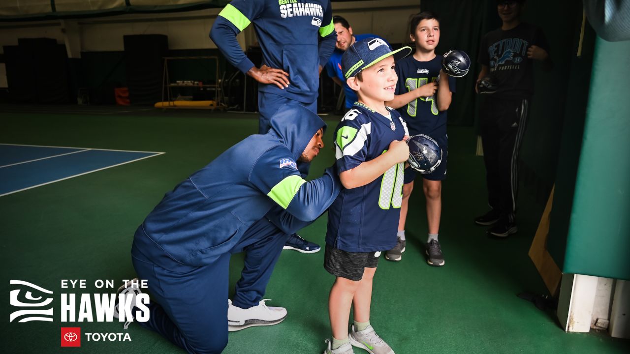 Seahawks News 6/4: Abe Lucas looking strong in recovery from offseason  surgery - Field Gulls