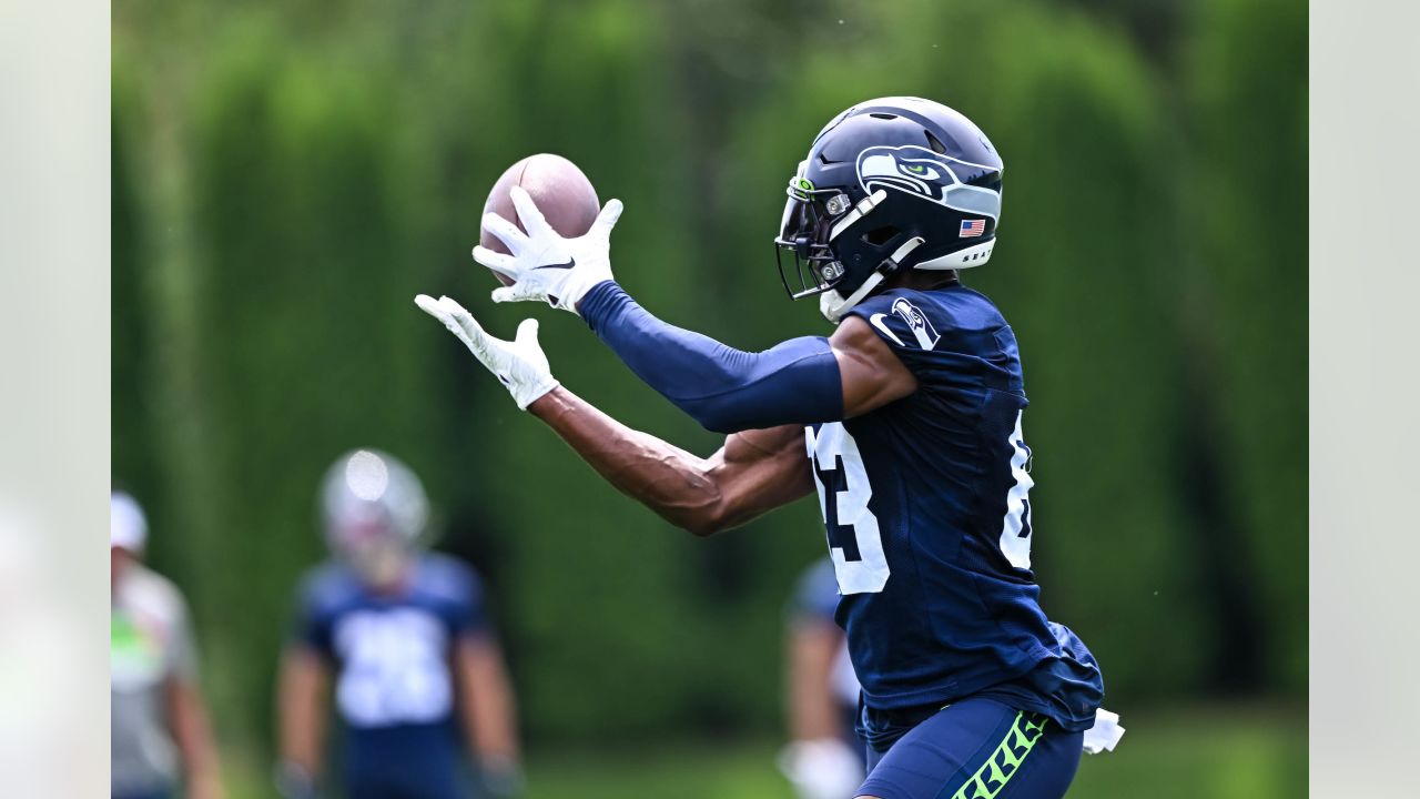 Julian Love Making Smooth Transition In First Offseason With Seahawks