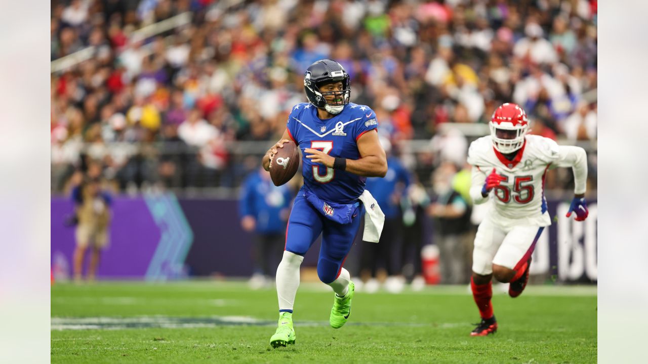 PHOTOS: Russell Wilson At The 2022 Pro Bowl