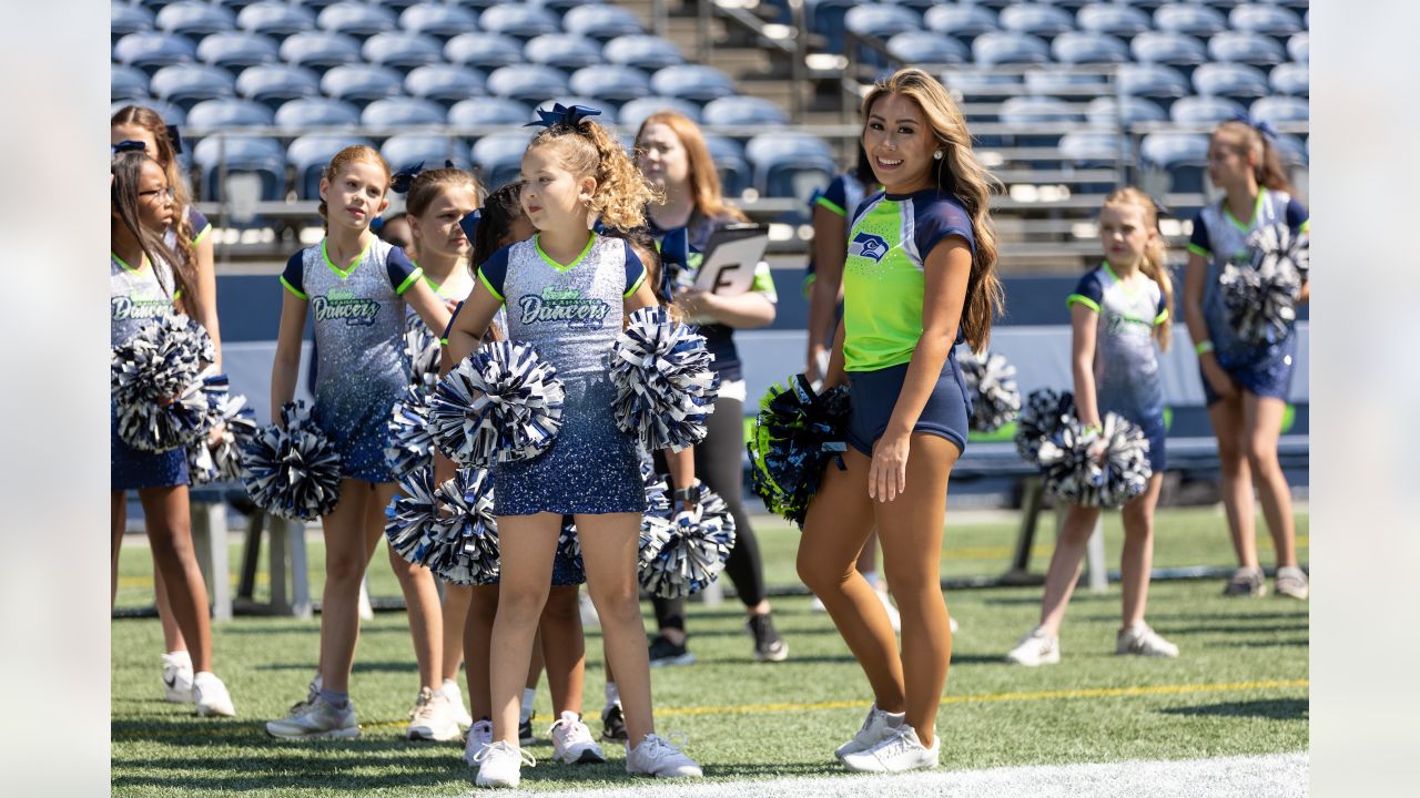 PHOTOS: Junior Seahawks Dancers Take The Field At Preseason Game 2