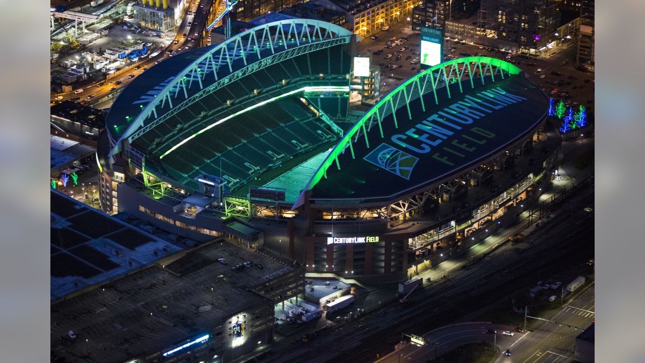 Seattle Landmarks Go Action Green For Seahawks Thursday Night Football Game