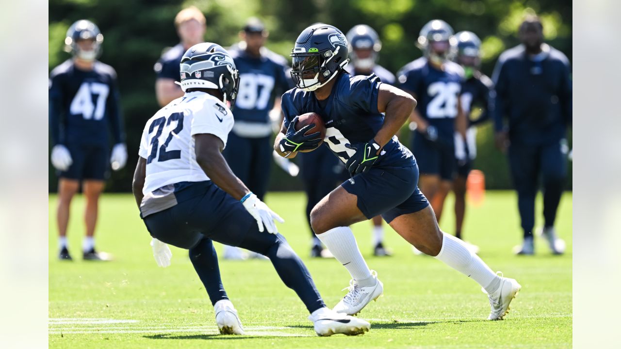 DK Metcalf has high praise for fellow Seahawks receiver Tyler Lockett