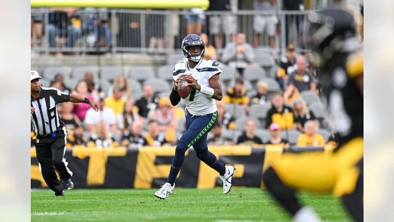 Tuesday Round-Up: Seahawks Quandre Diggs ranked No. 6 NFL coverage safety  via Pro Football Focus