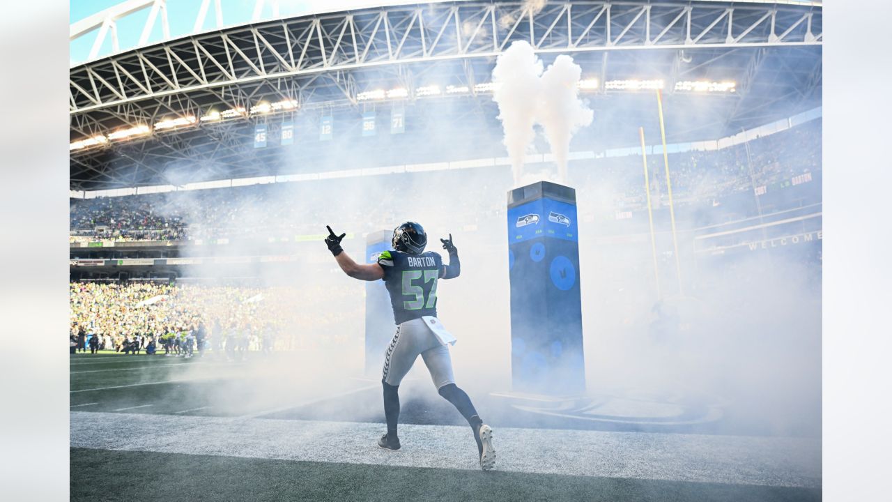 Seattle Seahawks' Quandre Diggs Credits Deion Sanders After 'Shameful'  Interception vs. New York Jets - Sports Illustrated Seattle Seahawks News,  Analysis and More