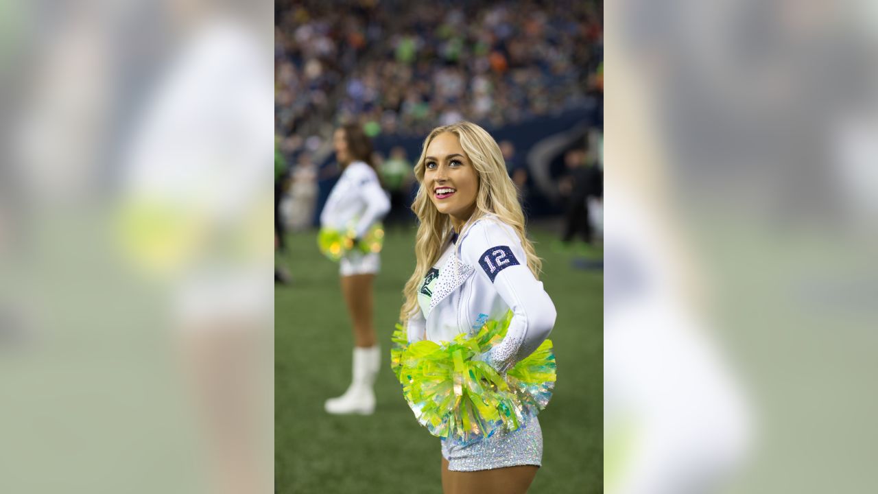 Seattle Seahawks Dancers Photos from Preseason Week 1 – Ultimate  Cheerleaders