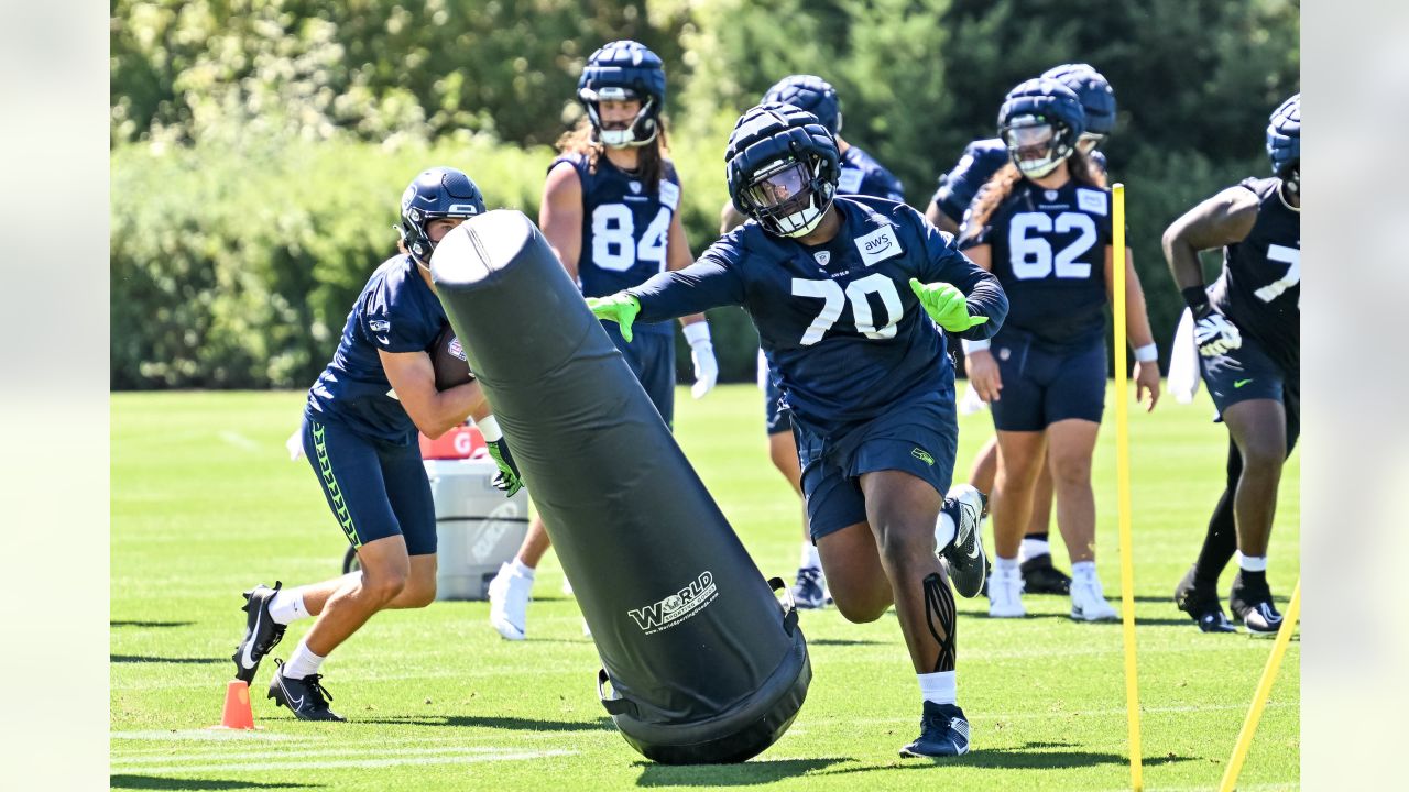 Seahawks Daily: Training Camp Is Nearing An End Which Means The Intensity  Only Increases 