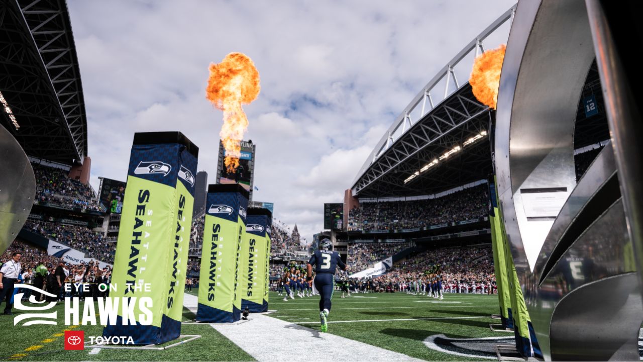 Seahawks Mailbag: Close Games, DK Metcalf Expectations, Throwbacks & More