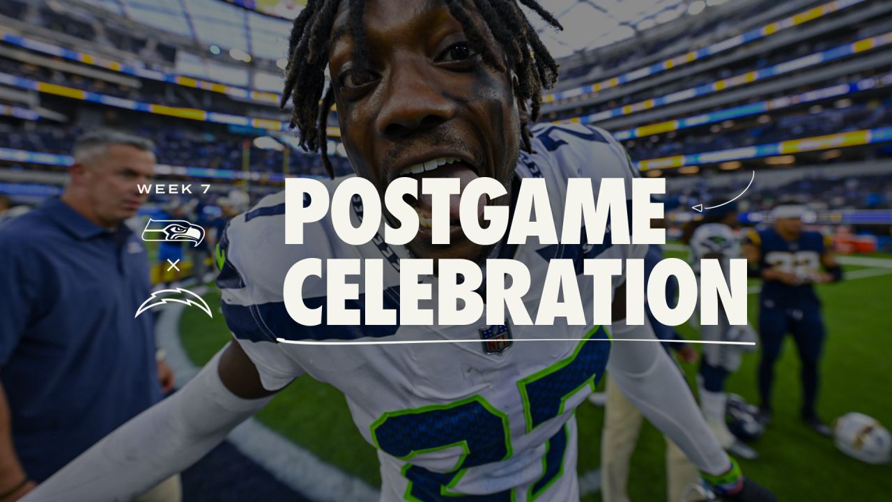 Shots of the Game: Celebrating a big win over the Chargers