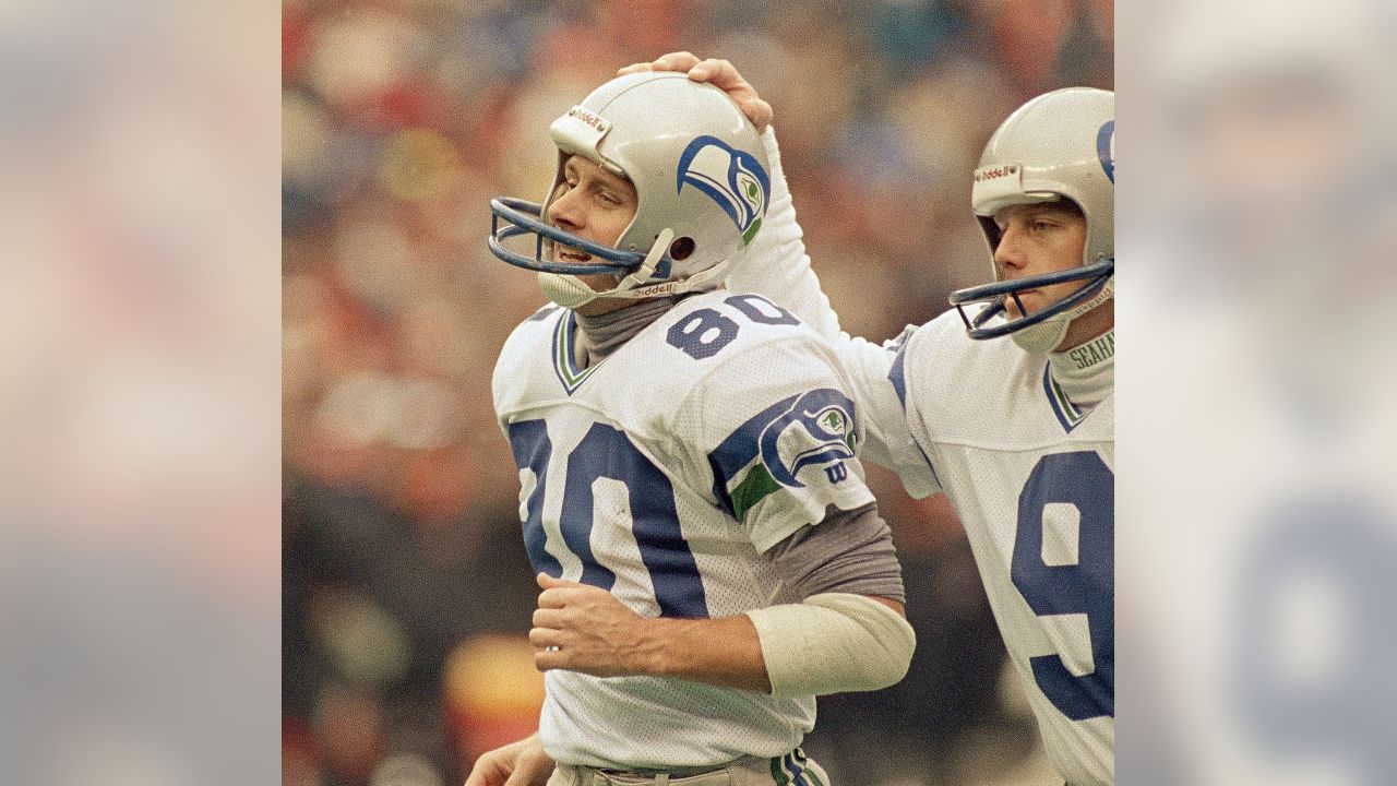 Seattle Seahawks receiver Steve Largent (80) catches a Jim Zorn