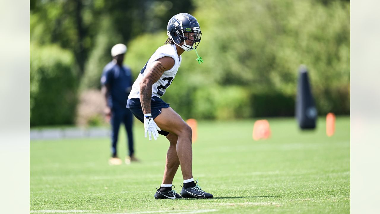 Tariq Woolen injury update: Seahawks CB has knee surgery, out until  training camp - DraftKings Network