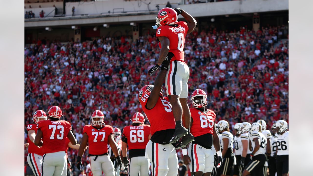 NFL Draft picks 2023: Seahawks select UGA RB Kenny McIntosh at No