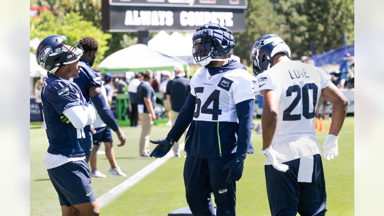 Seahawks Training Camp Battle: Coby Bryant vs Julian Love