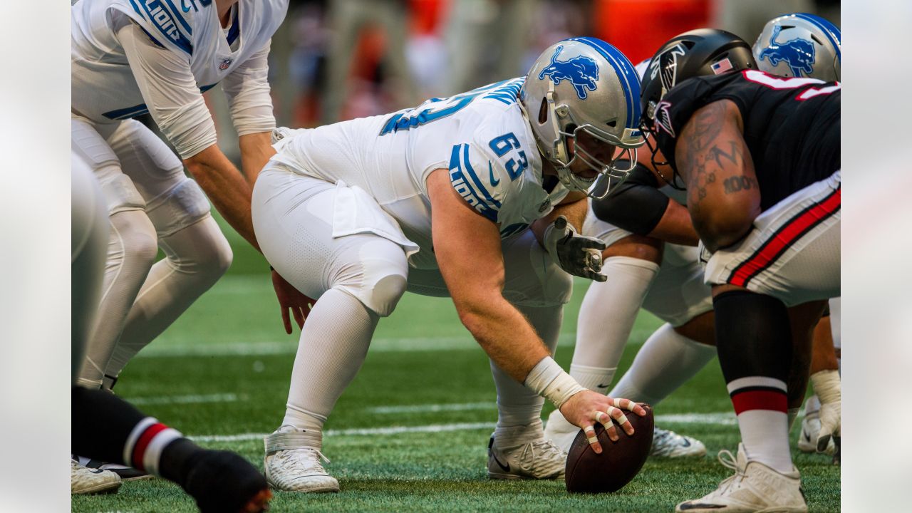 Seahawks agree to terms with center Evan Brown