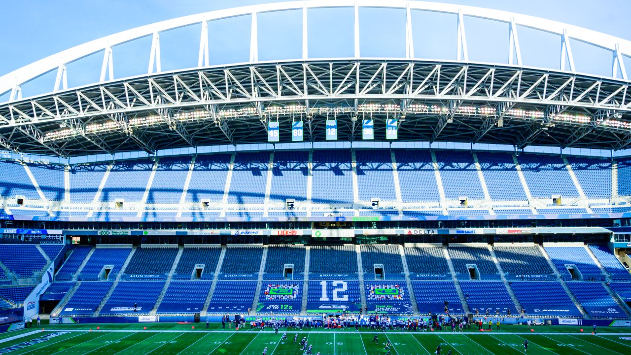 Seahawks vs Rams - Sep 10 - 4 Tickets, Sec 306, Row DD - tickets