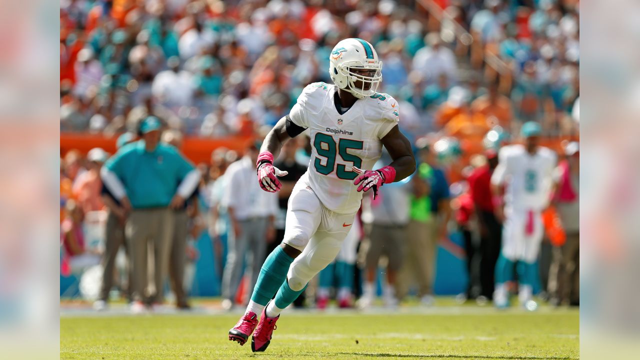 Dolphins debate: Dion Jordan a defensive end or a linebacker? - The  Phinsider