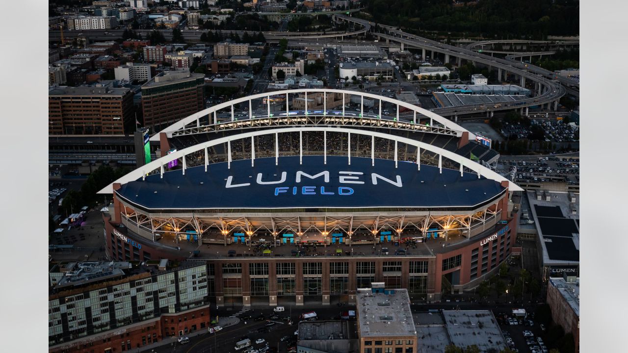 Lumen Field - News: Lumen Field New Signage Project Complete