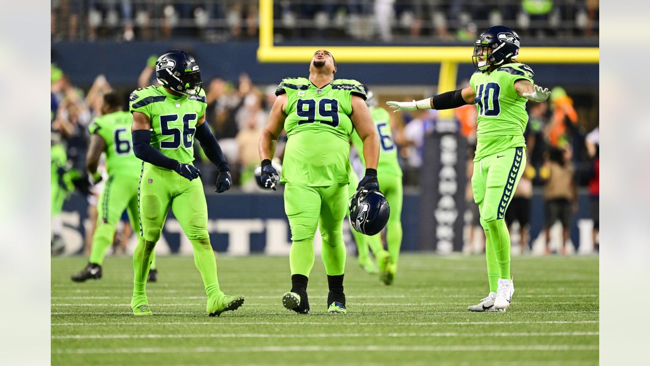 Broncos Vs. Seahawks Week 1 Monday Night Game Open Discussion Thread -  Steelers Depot