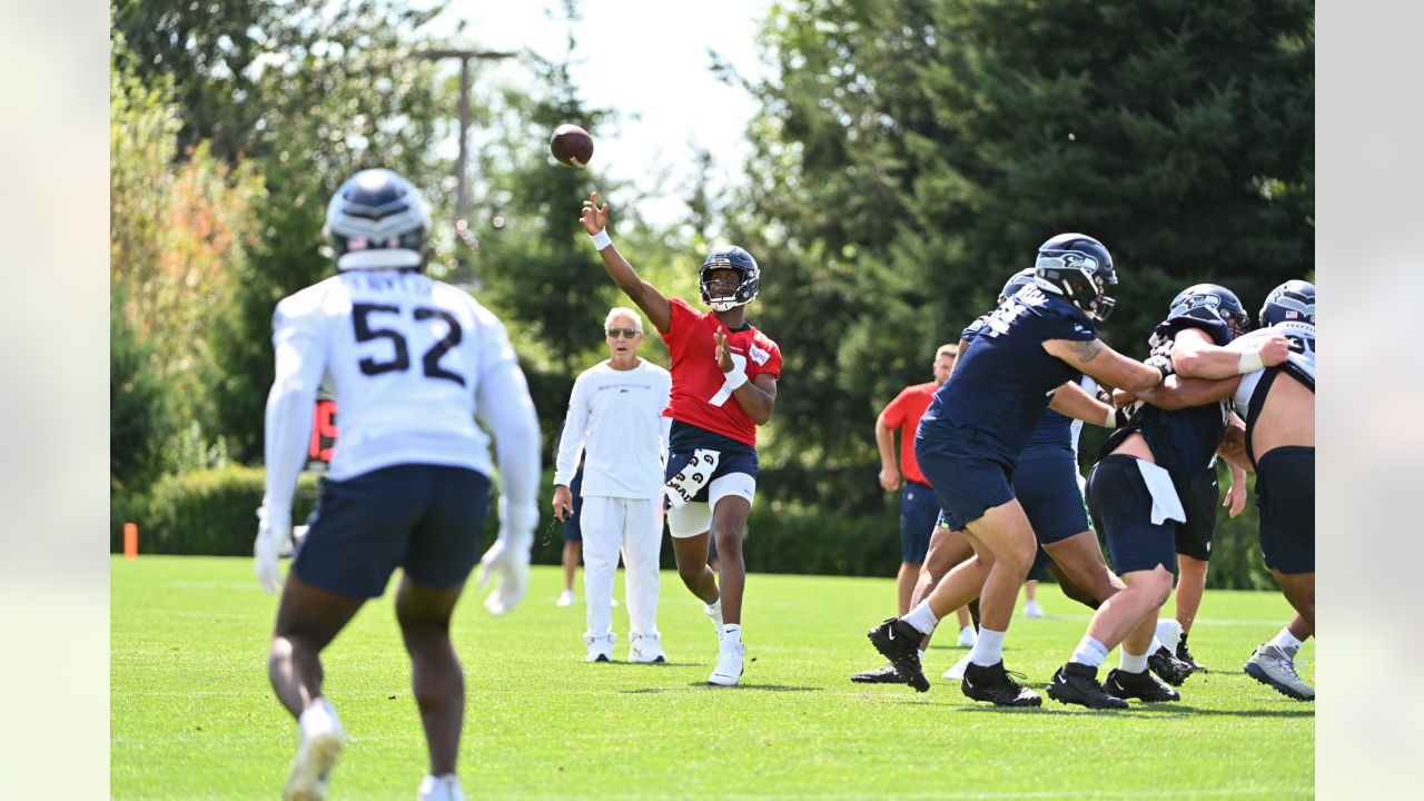 Seahawks QB Geno Smith remains grounded ahead of first start since 2017:  'I'm fresh, I'm ready'