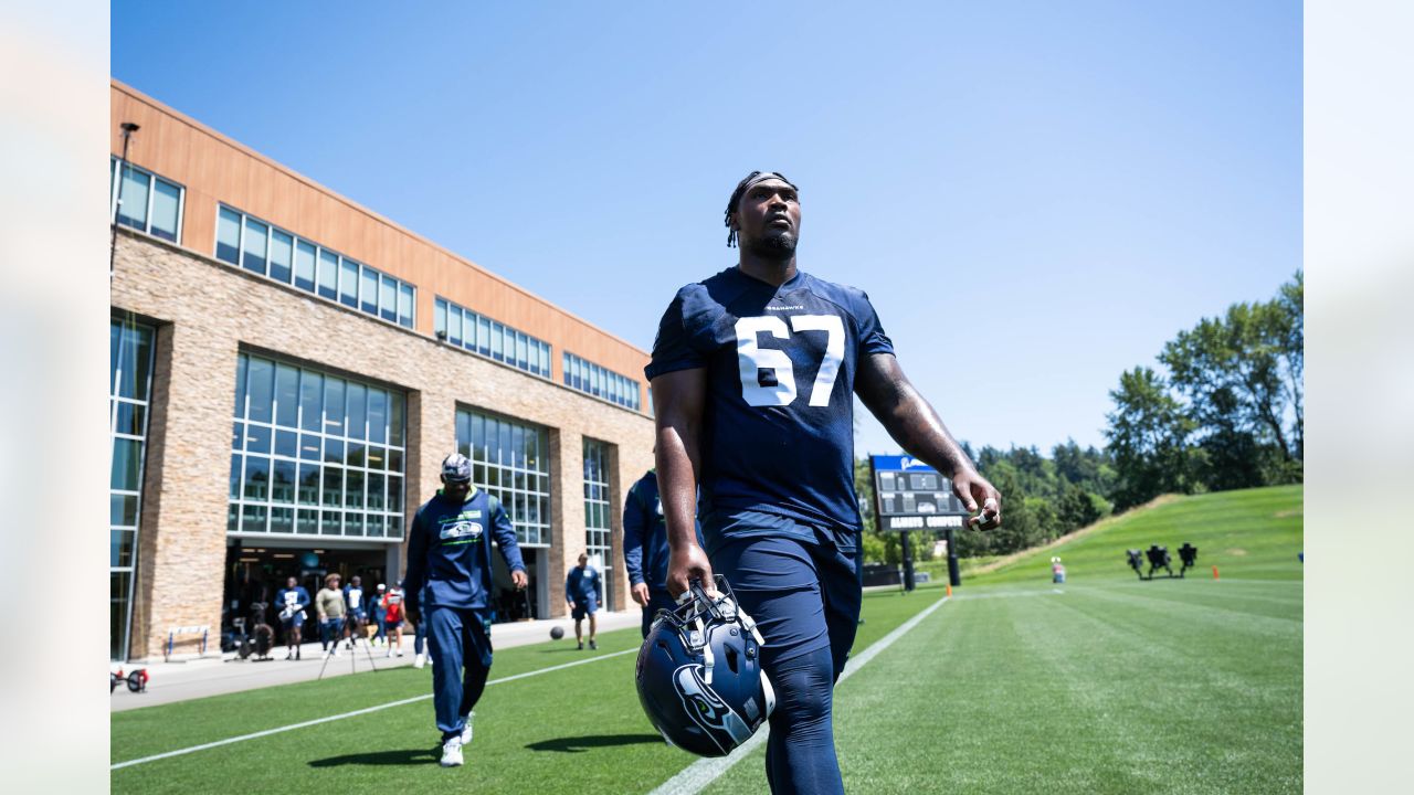 Wednesday Round-Up: Seahawks Derick Hall Named Under-The-Radar