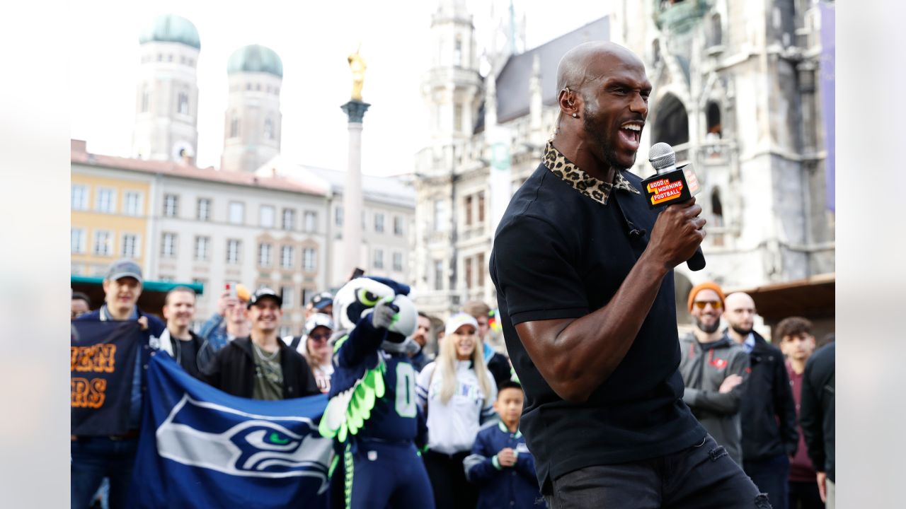 Jamie Erdahl is seen on the set of Good Morning Football in Munich,  Germany, Wednesday, Nov. 9, 2022. (Steve Luciano/AP Images for NFL Stock  Photo - Alamy