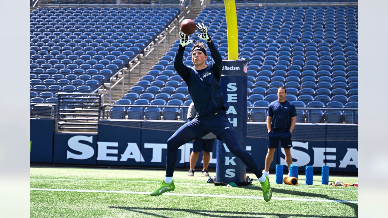 PHOTOS: Best Of Seahawks Mock Game Action