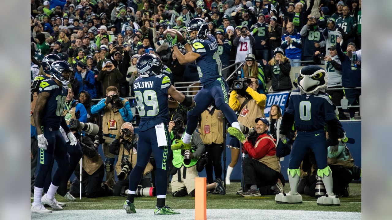 Believe it: Russell Wilson leads Seahawks to last-minute 41-38 win